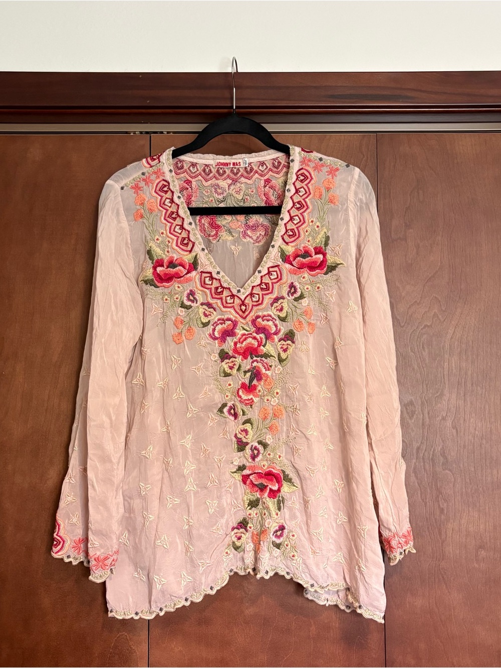 Johnny Was Women's Christabella Embroidered Blouse Size Medium - Picture 2 of 6